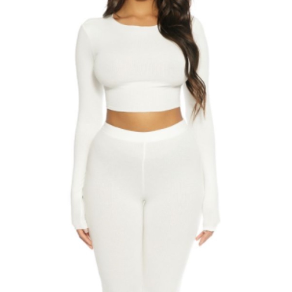 NAKED WARDROBE Ribbed Down Crop Top